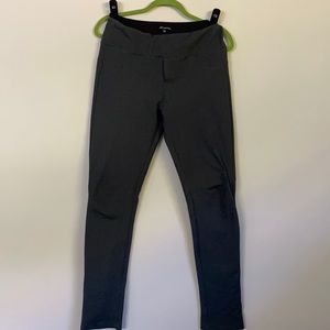 Gray fitted comfy pants.